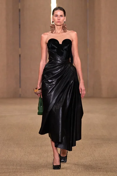 Look 38